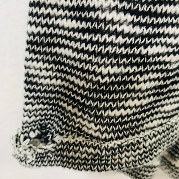 By&By Loose Houndstooth Knit Sweater Size L High Low Hem Long Sleeve Pullover - Picture 5 of 9